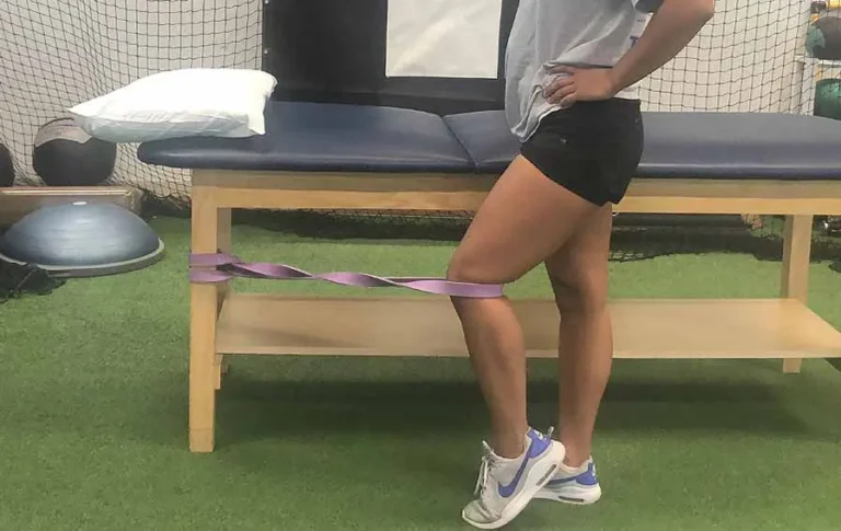 ACL Reconstruction Rehabilitation: Complete Recovery Guide After ACL Surgery | Jaipur ACL rehabilitation physiotherapy Jaipur knee recovery